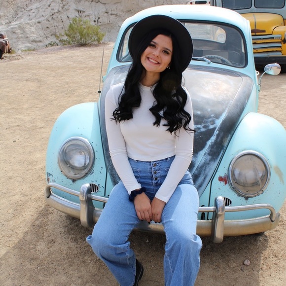 Meet your Posher, Sophia - Picture 1 of 1